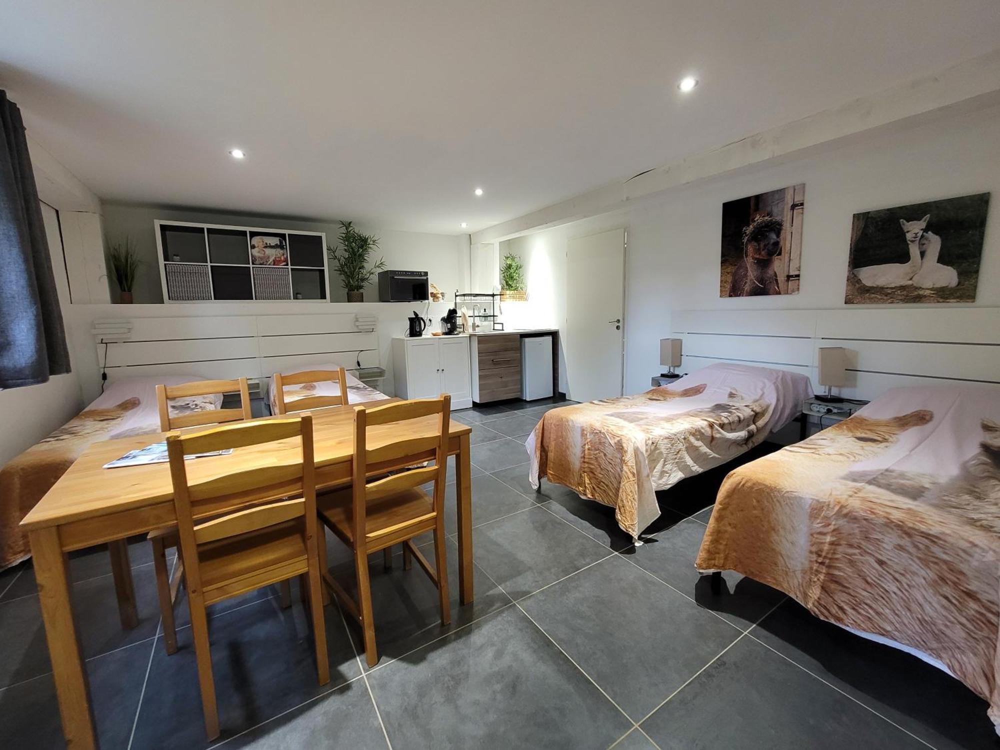 Alpagas Du Domaine Mael Bed and Breakfast Saint-Antoine  Εξωτερικό φωτογραφία